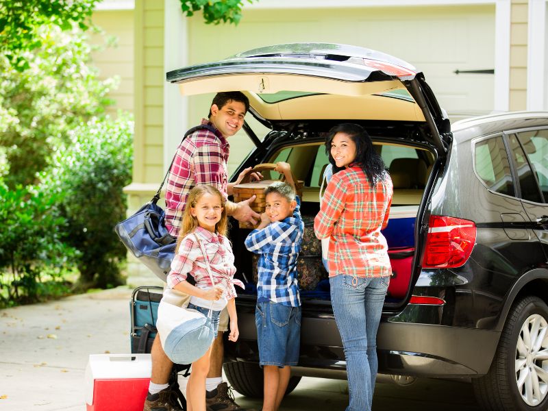 Don’t Let Your Wallet Overheat: 10 Tips for a Financially Friendly Summer Getaway